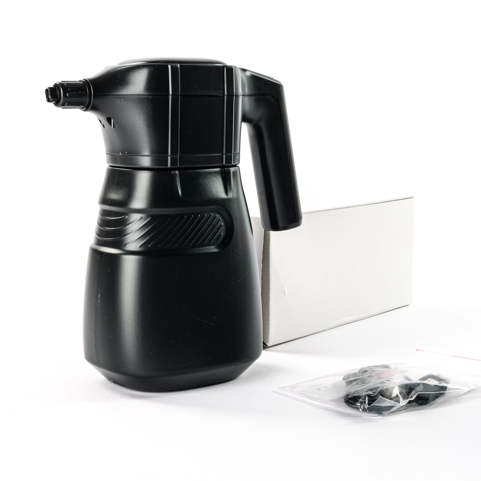 7WASH electric battery foam sprayer 12V with lithium battery, 3.6 bar pressure, and foam sprayer for car washing, snow foam, car care, and car detailing